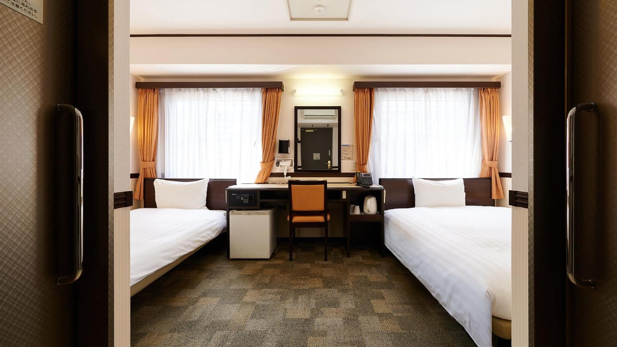 Toyoko Inn Fukuyama-Eki Shinkansen Minami-Guchi Exterior photo